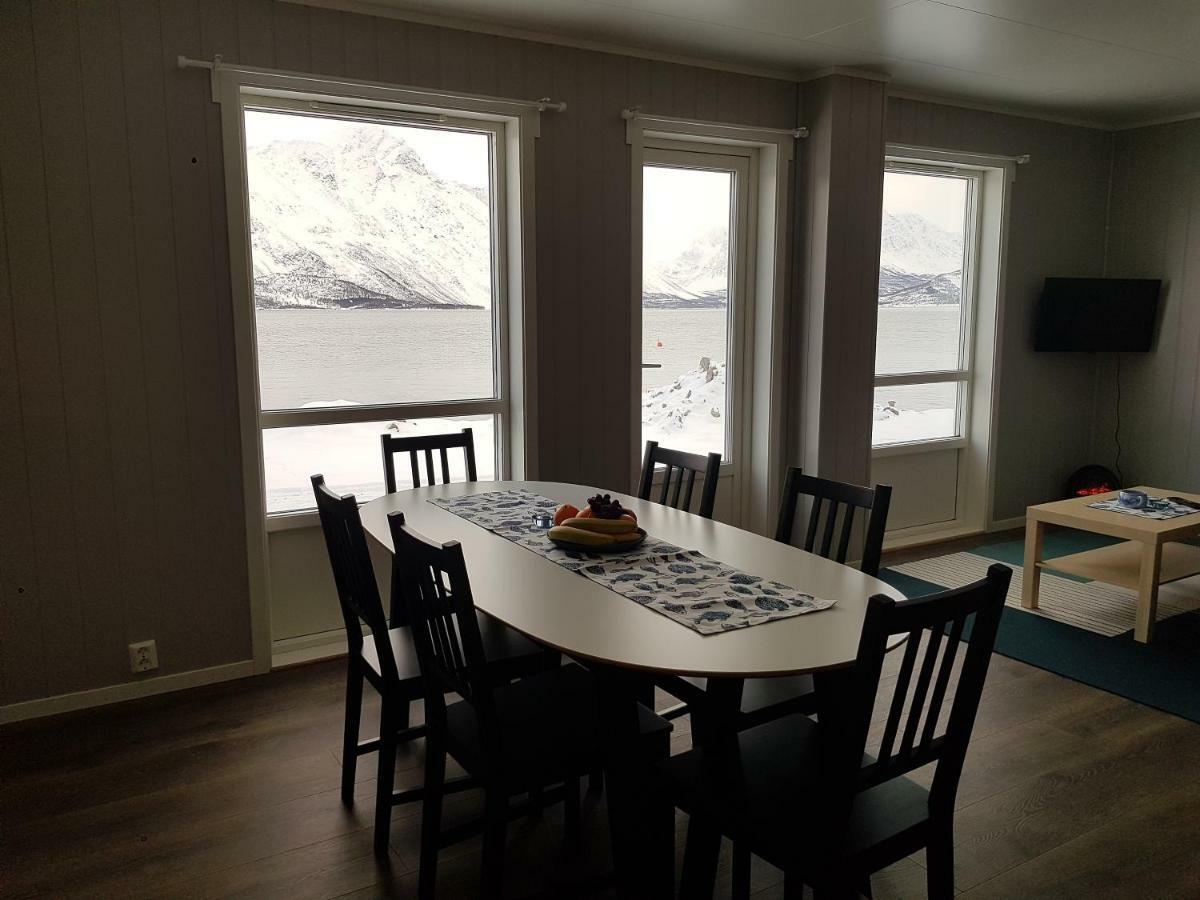 Sjursnes Fjordferie Apartment ภายนอก รูปภาพ