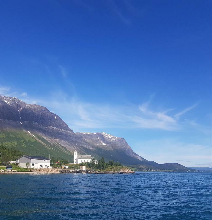 Sjursnes Fjordferie Apartment ภายนอก รูปภาพ